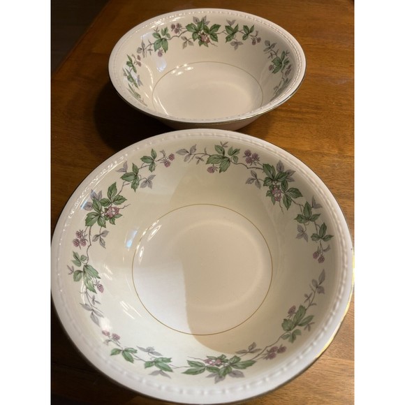 Pair of Vintage Homer Laughlin Eggshell Georgian Floral Vegetable Serving Bowls - Picture 8 of 8